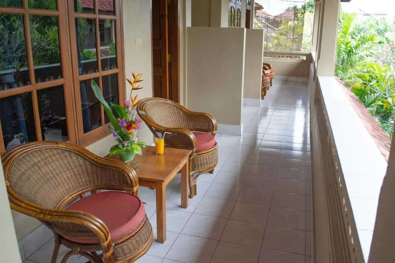 ** Vendégház Flamboyan Hotel Kuta Lombok Indonézia