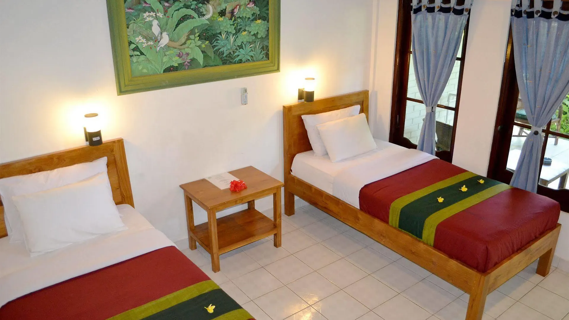 ** Vendégház Flamboyan Hotel Kuta Lombok Indonézia